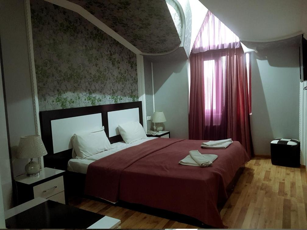 B&B Europa Hotel Kutaisi Exterior foto